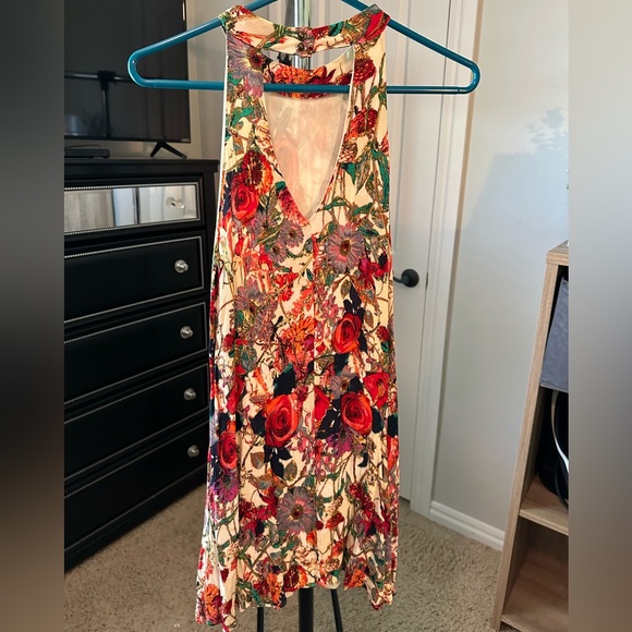 EUC Floral Dress - Picture 3 of 4